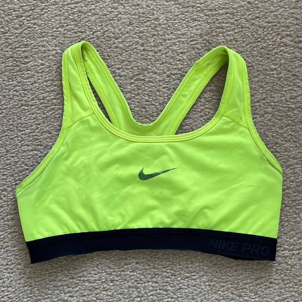 nike bra